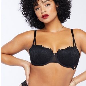 NWT Savage X Fenty Lined Lace Balconette Bra